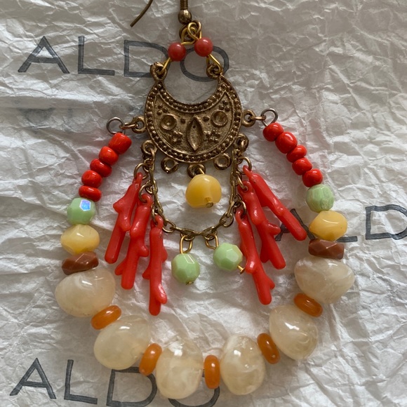 Aldo stone & faux coral boho earrings - Picture 2 of 4